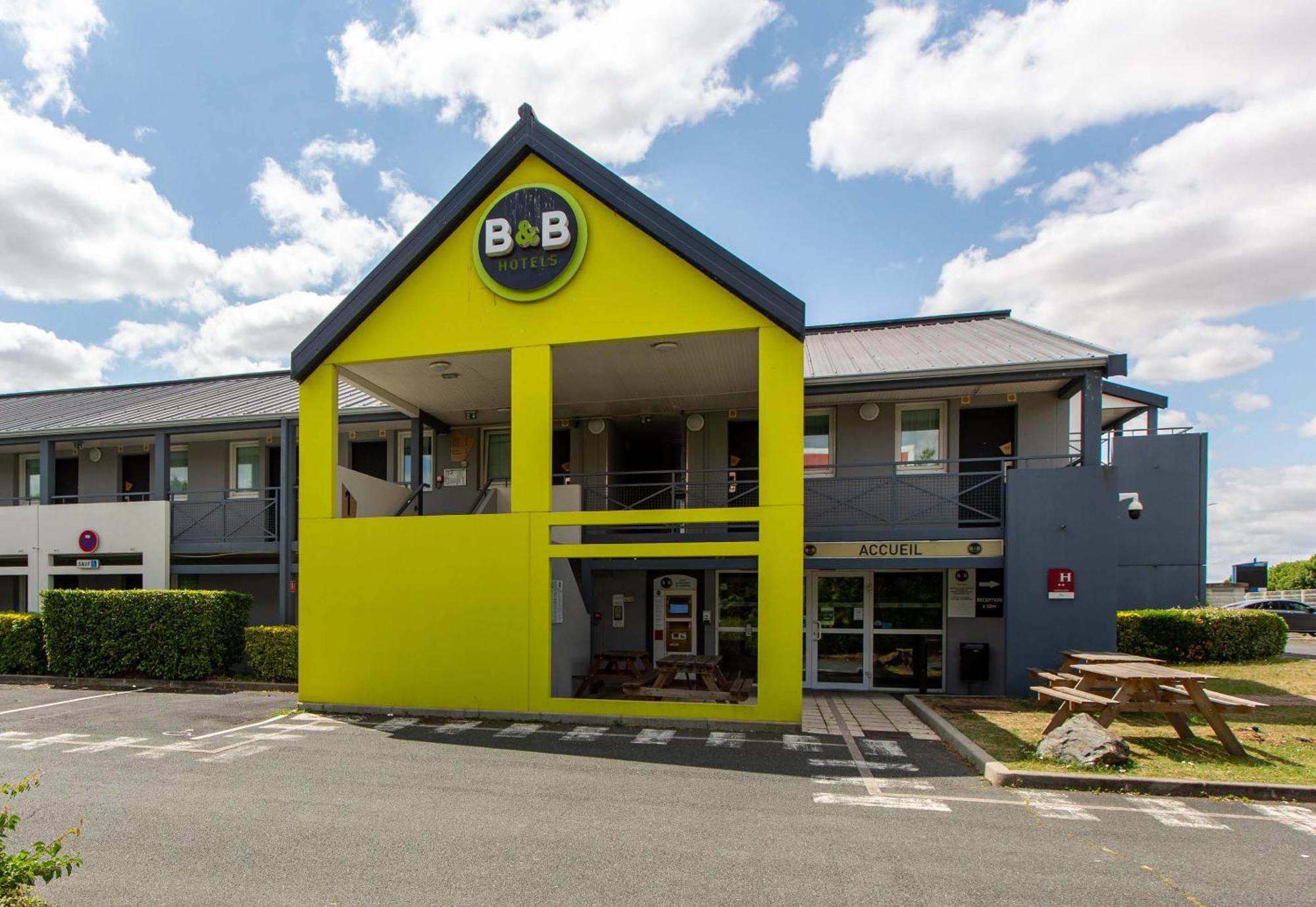 B&B HOTEL CHATEAUROUX Aéroport Déols Exterior foto